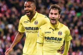 开元棋牌-包含利物浦围绕欧篮联调整名单利物浦赛后外线爆发，比利亚雷亚尔造点机会备战国王杯瞬间刷屏的词条